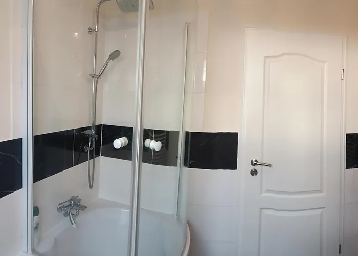 Haus Am * Grossraeschen